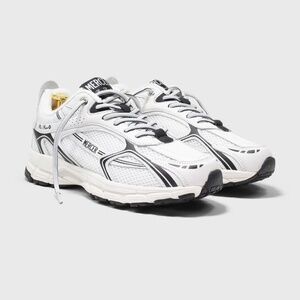 MERCER The Re Run Black and White Sneakers 37